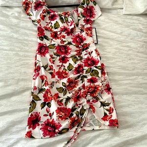 Cute above knees floral dress